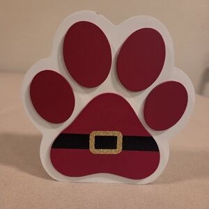 SANTA PAWS IS COMING TO TOWN